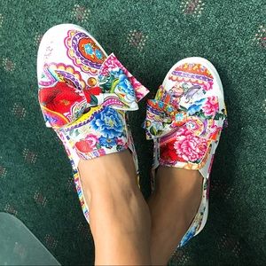 BRAND NEW Sample Sale❤️ Floral brocade print!